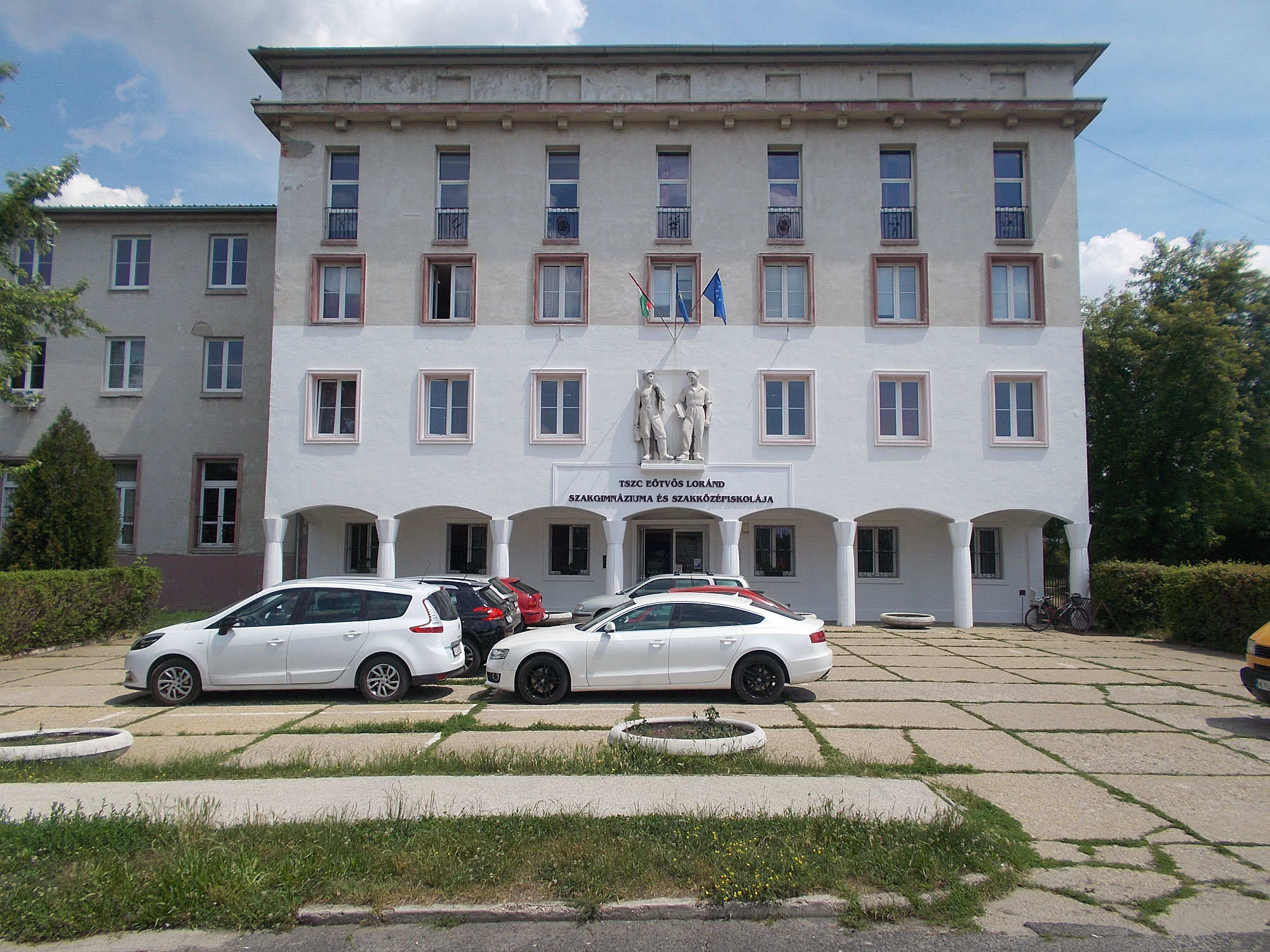 Oroszlány (Photo License: CC BY-NC 2.0)
